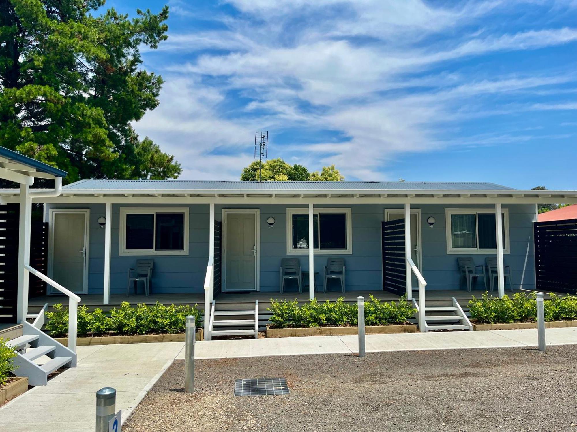 Young Caravan And Tourist Park Exterior photo