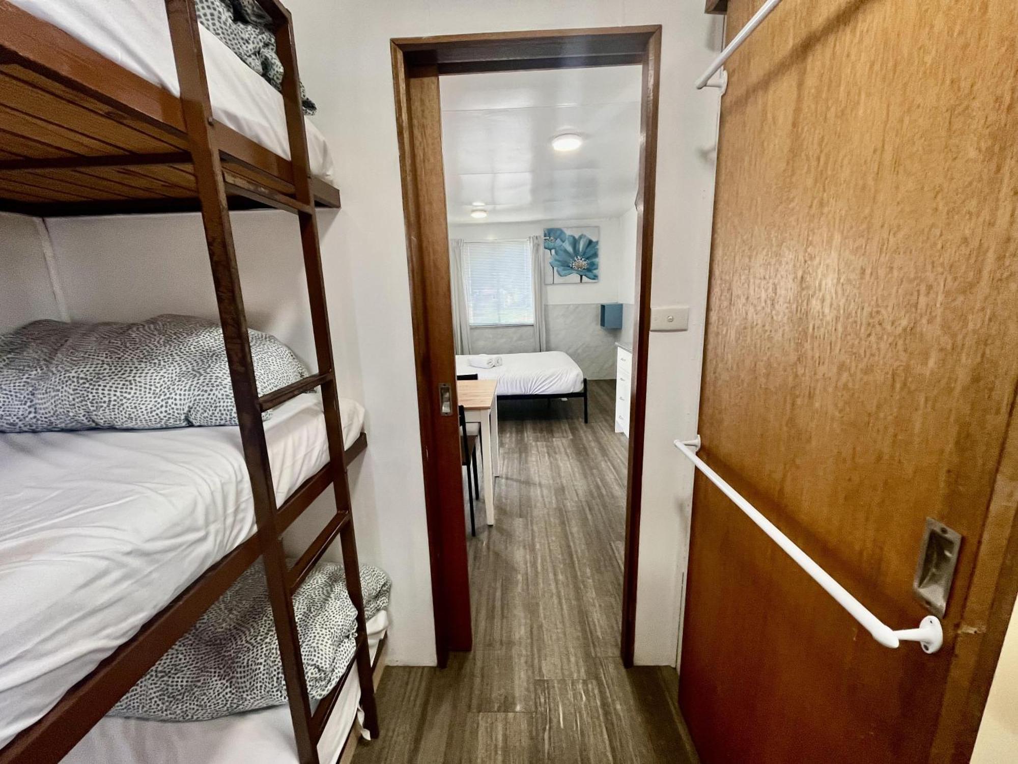 Young Caravan And Tourist Park Exterior photo