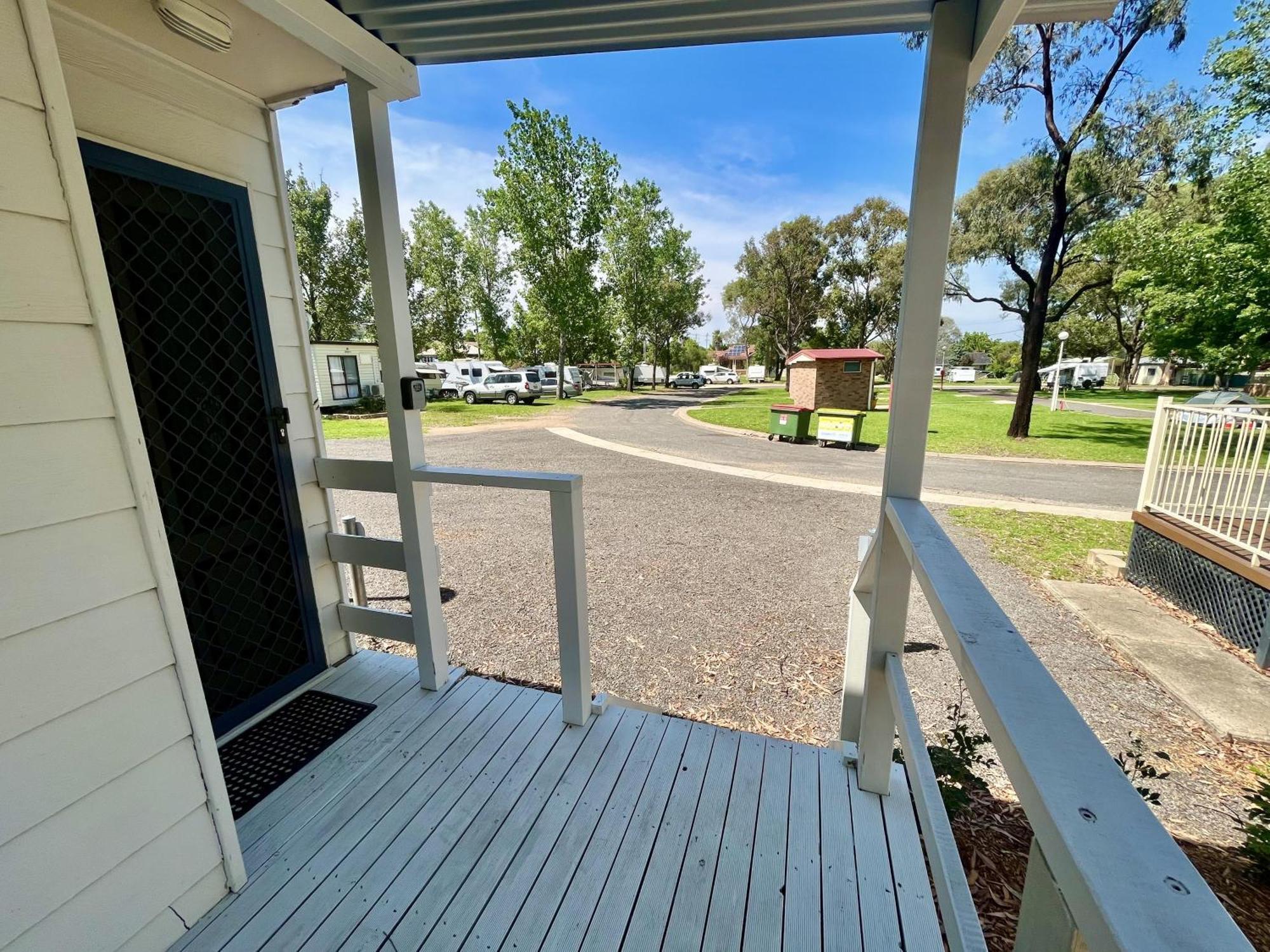 Young Caravan And Tourist Park Exterior photo